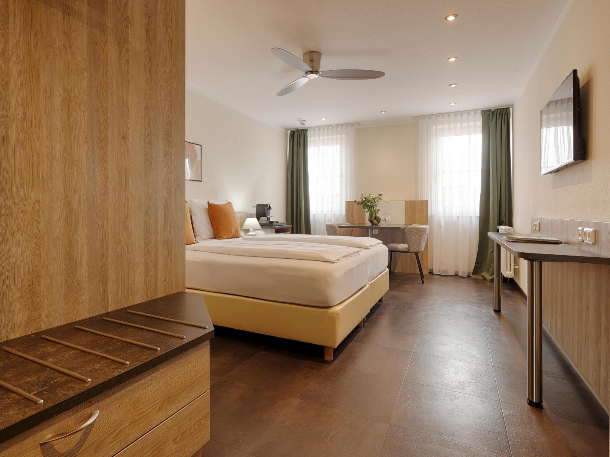 Hotel Fischzucht In Wuerzburg Buitenkant foto