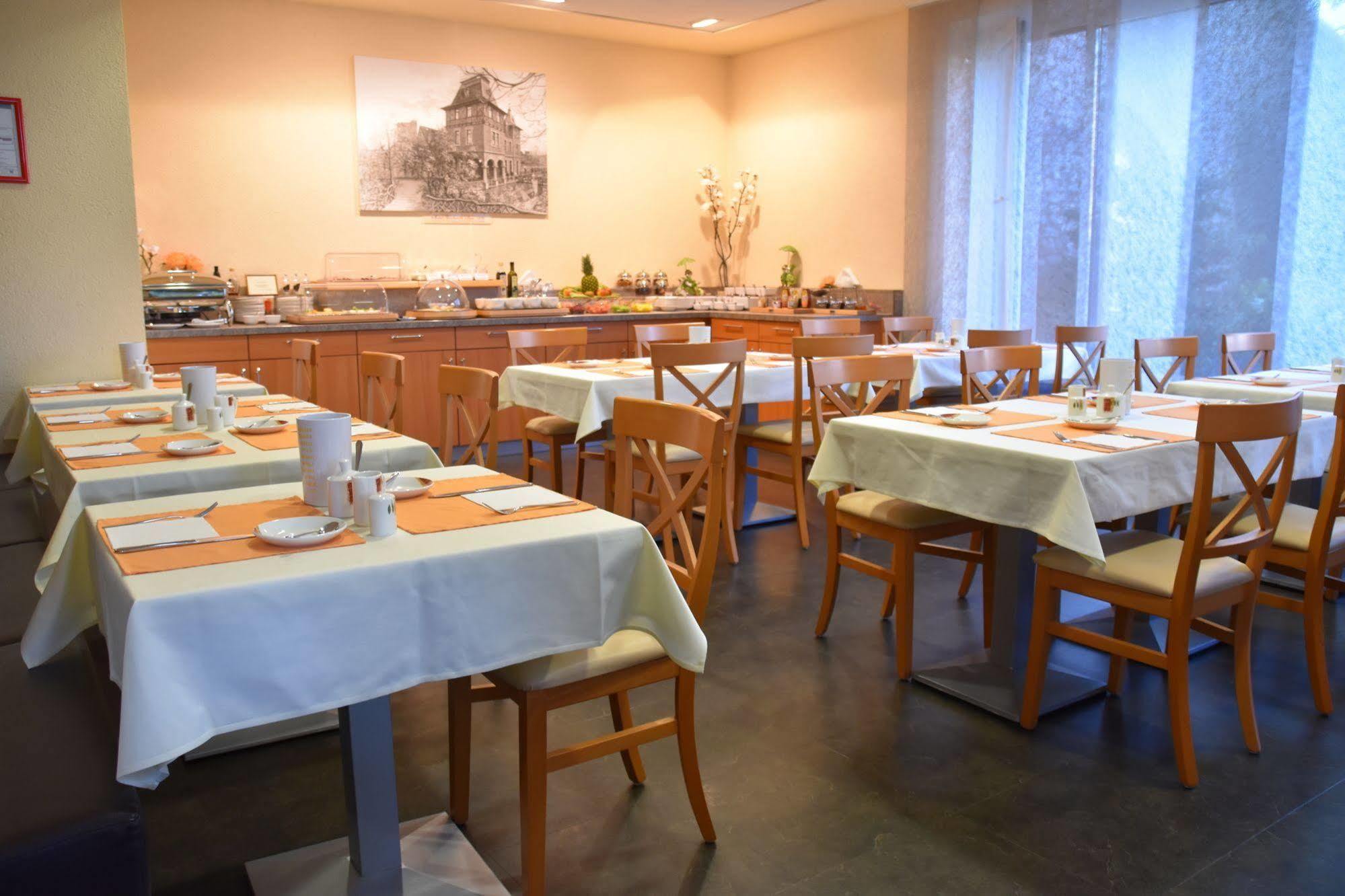 Hotel Fischzucht In Wuerzburg Buitenkant foto
